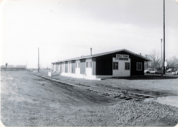Wolf Point depot, Roosevelt  County