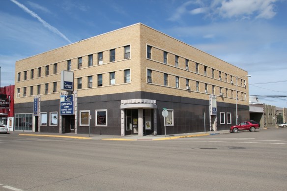 The Jordan Hotel combines both Art Deco elements and an overall International Style feel to reflect not only the depot across the street but to invite customers into its corner entrance