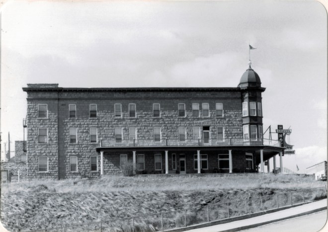 Graves Hotel, Harlowton, MT, 1984