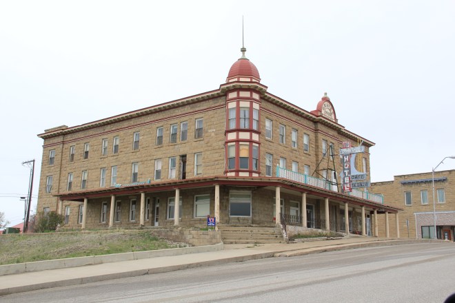 Graves Hotel in 2013