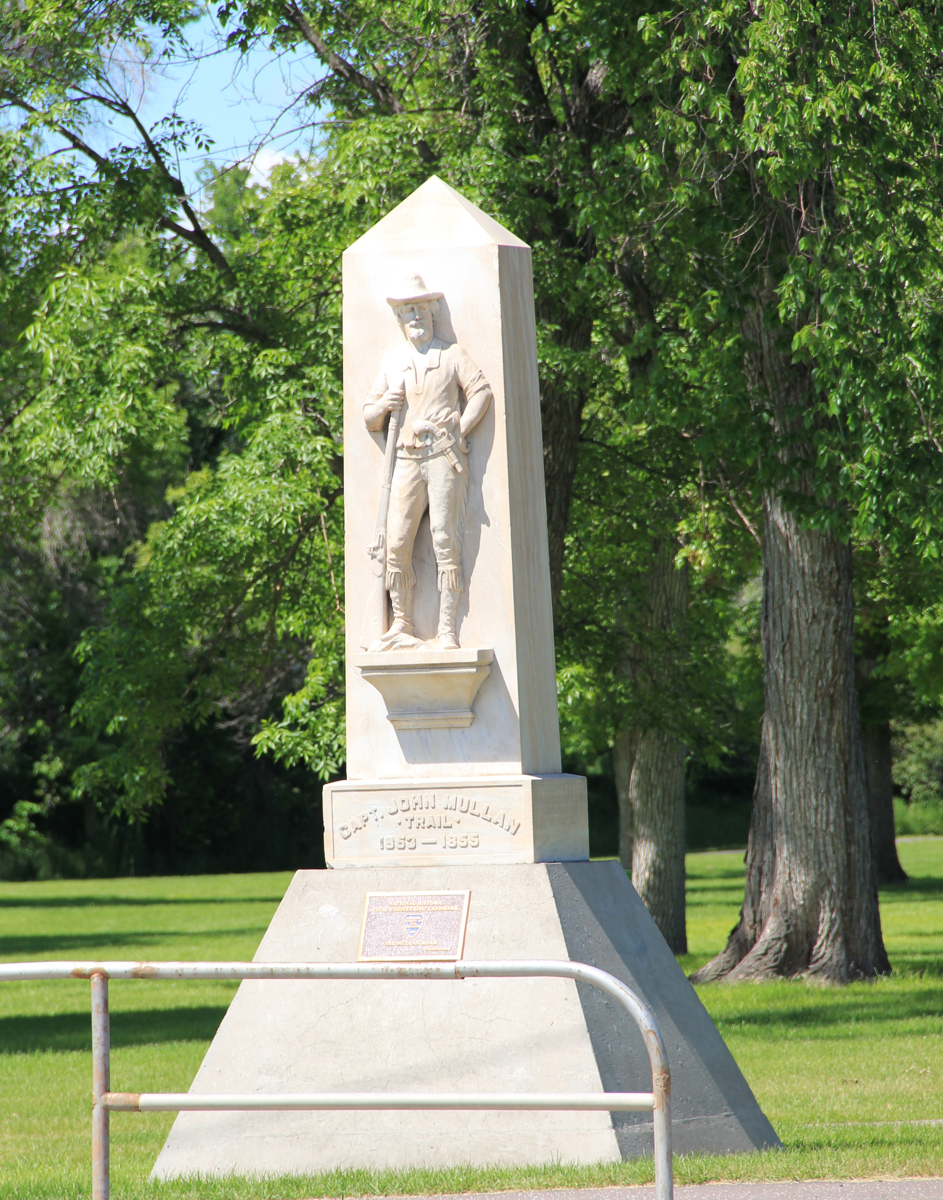 2011 MT Cascade County Great Falls 075 Mullan Monument - Version 2