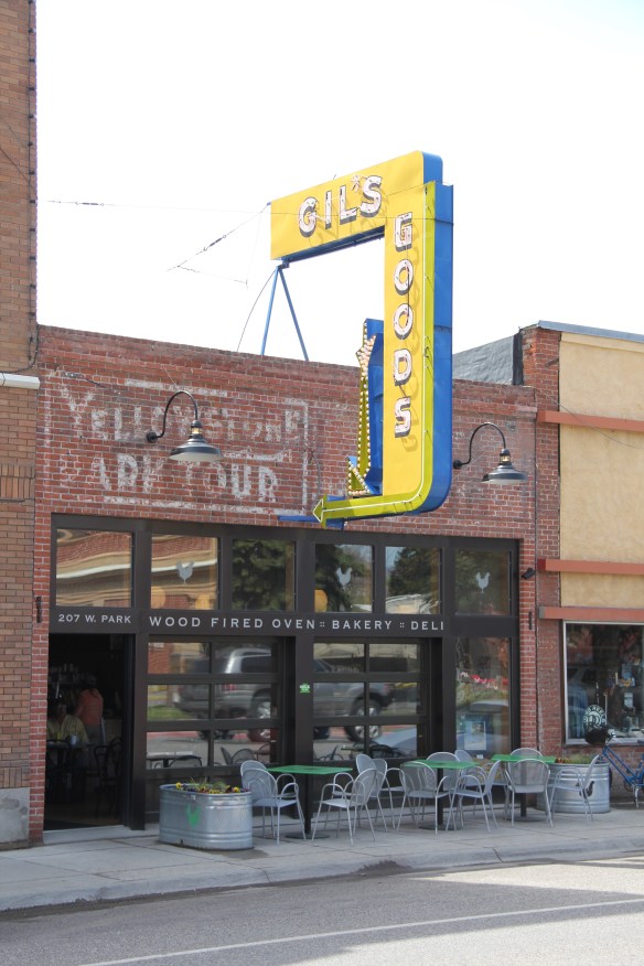 Park Co Livingston Gil's