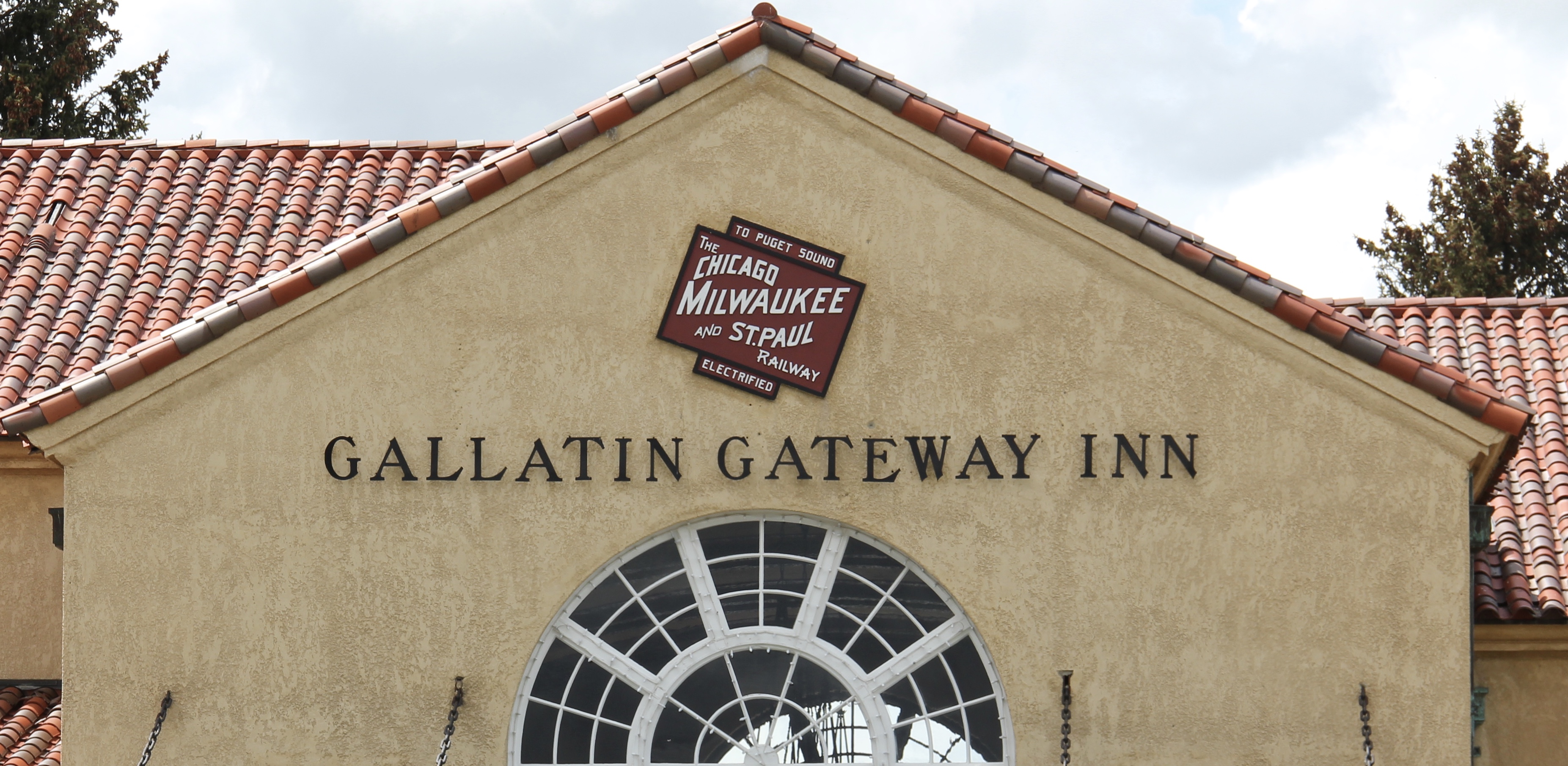 Gallatin Co Gallatin Gateway Inn 1 – Version 2