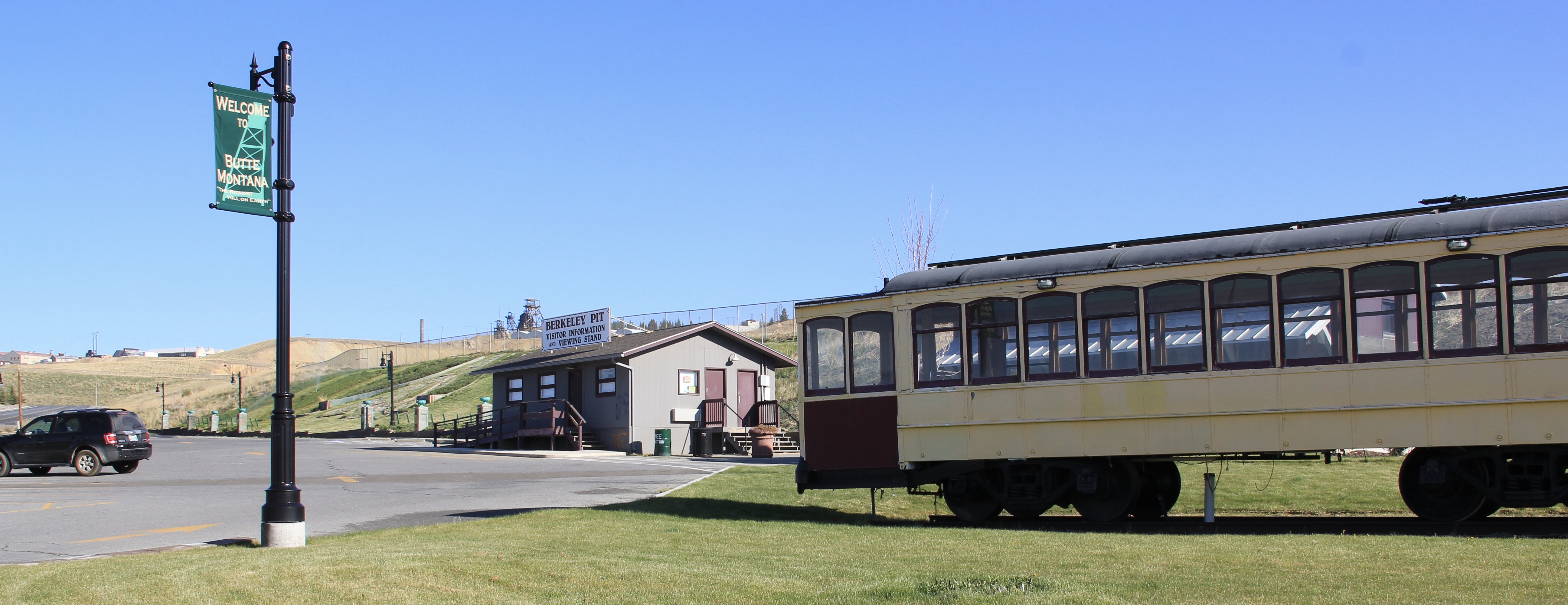 Berkeley Pit, entrance, Butte