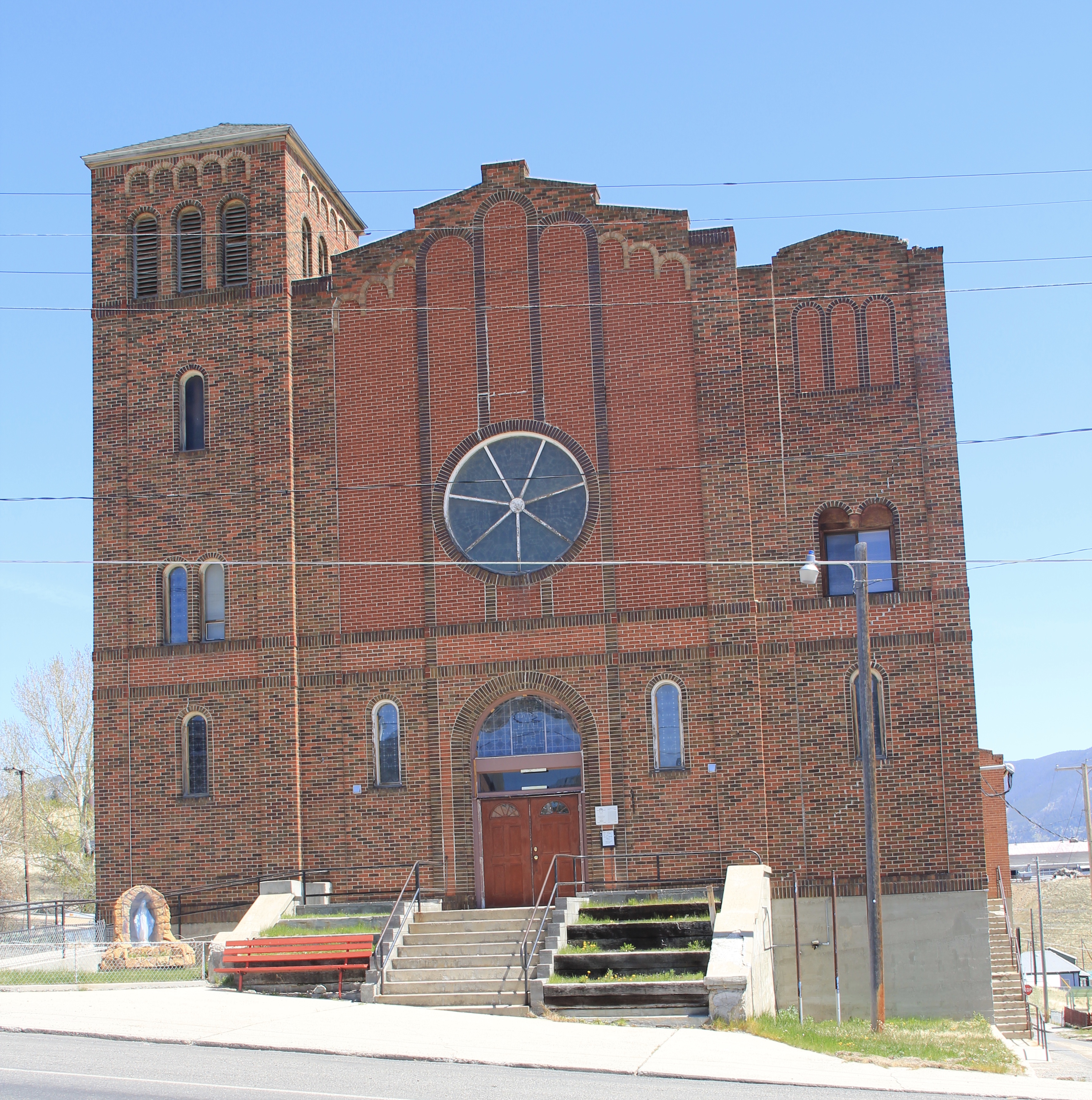 NR church just n of federal building on main street, butte