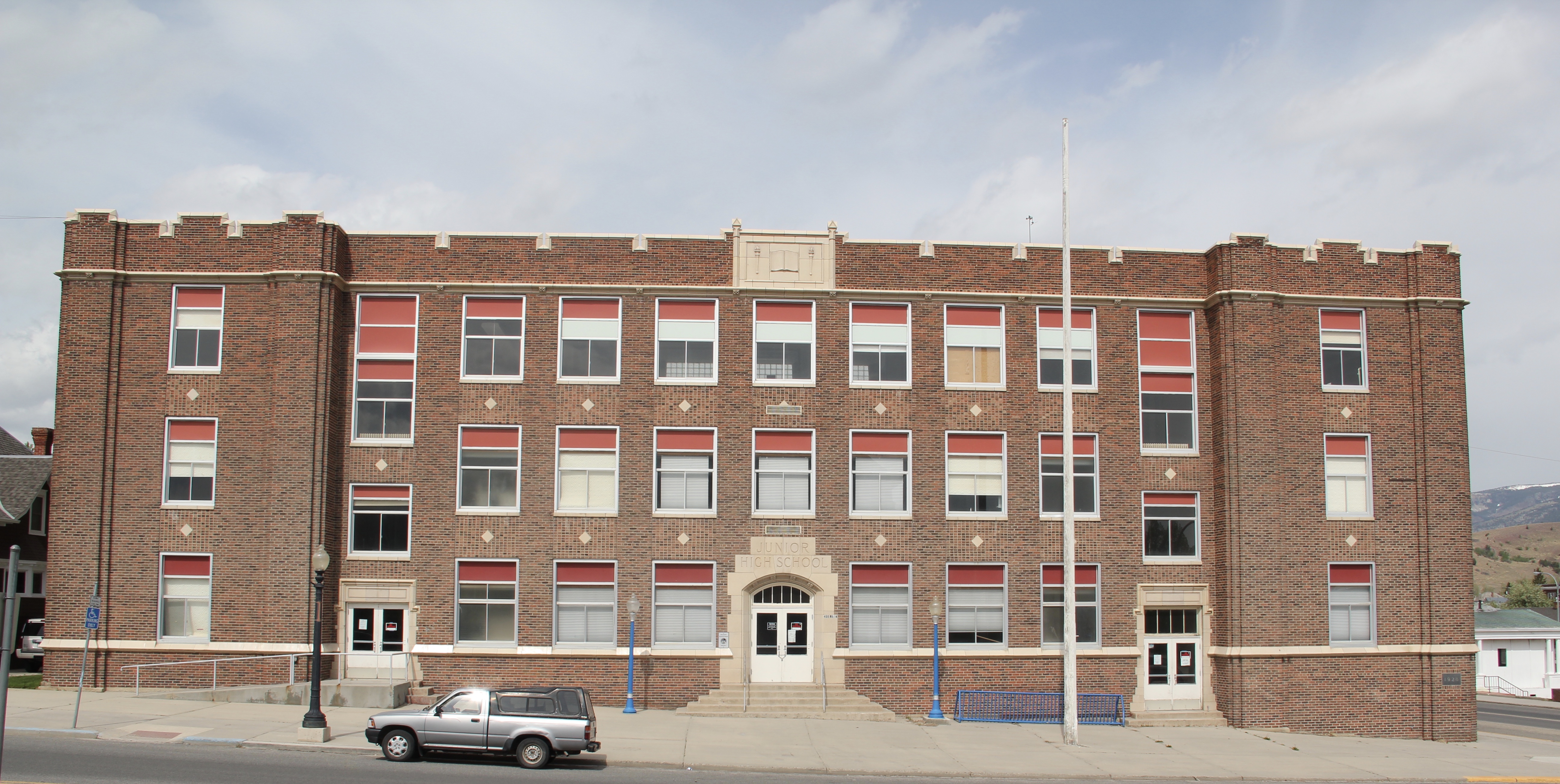 Junior High, 1928, Main St