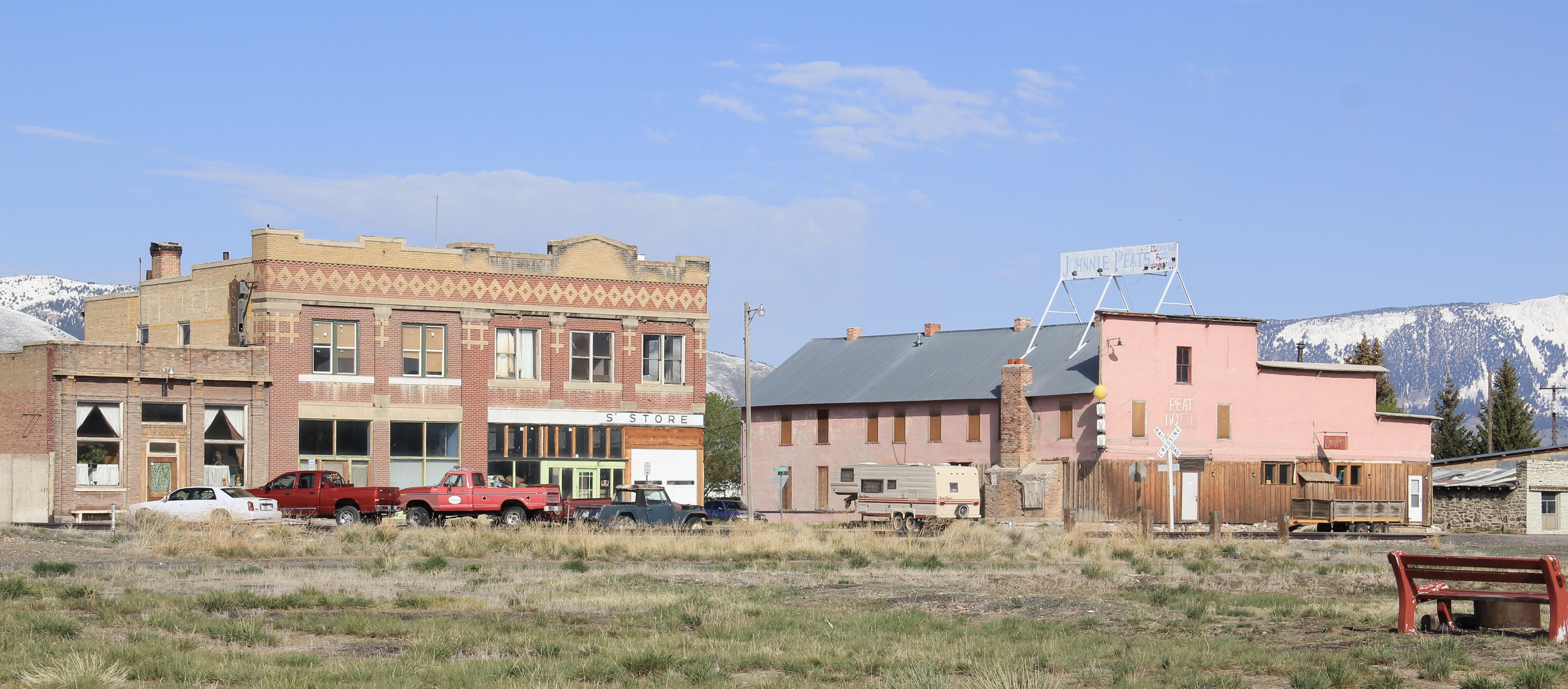 Lima west of tracks Peat Hotel and bar