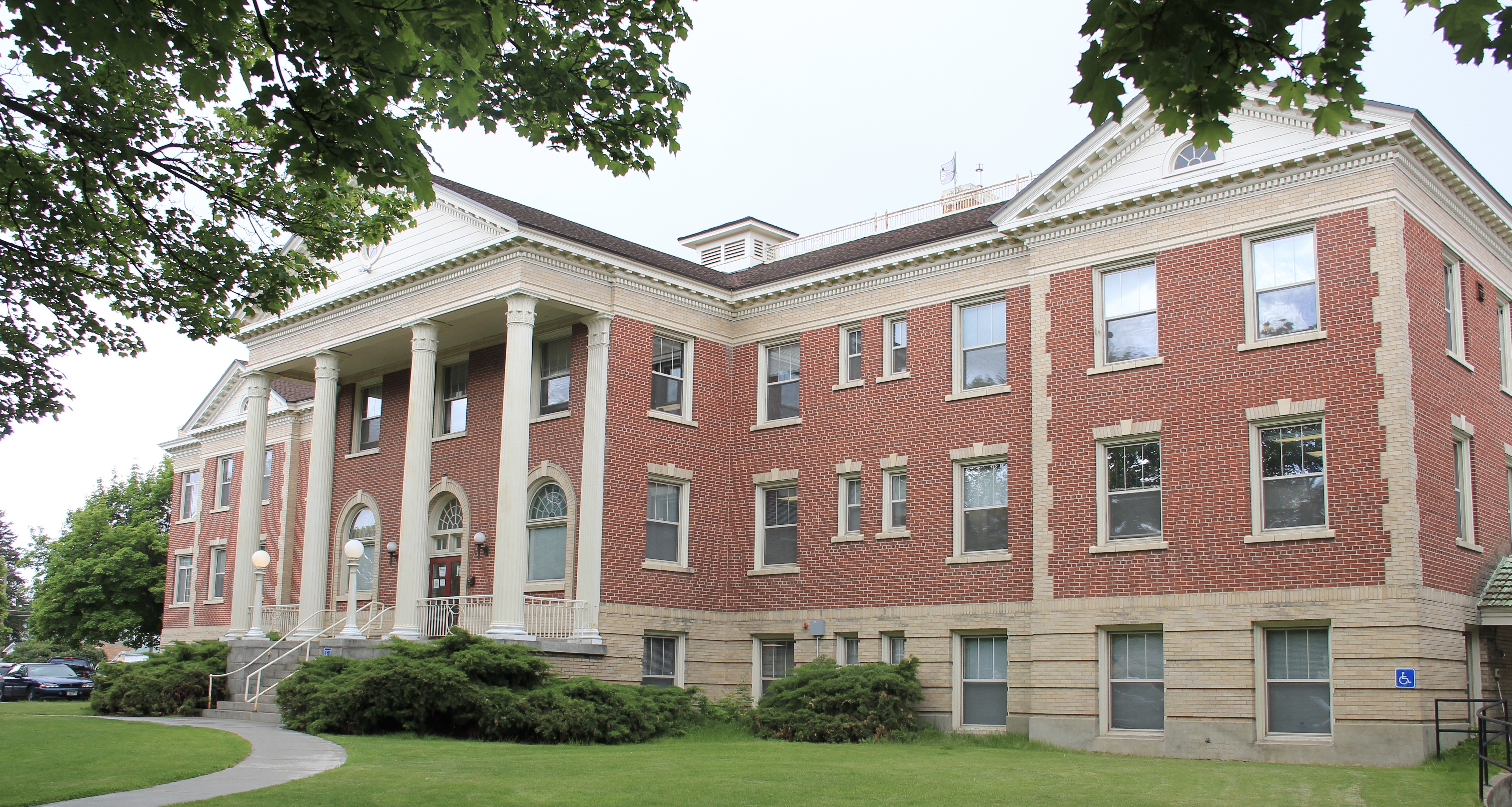 Marcus Daly Hospital (now gvt building), Hamilton NR