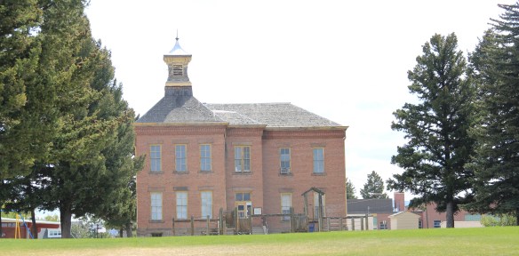 Trask Hall NR, 703 5th