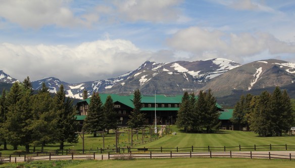 Glacier Co East Glacier lodge 3