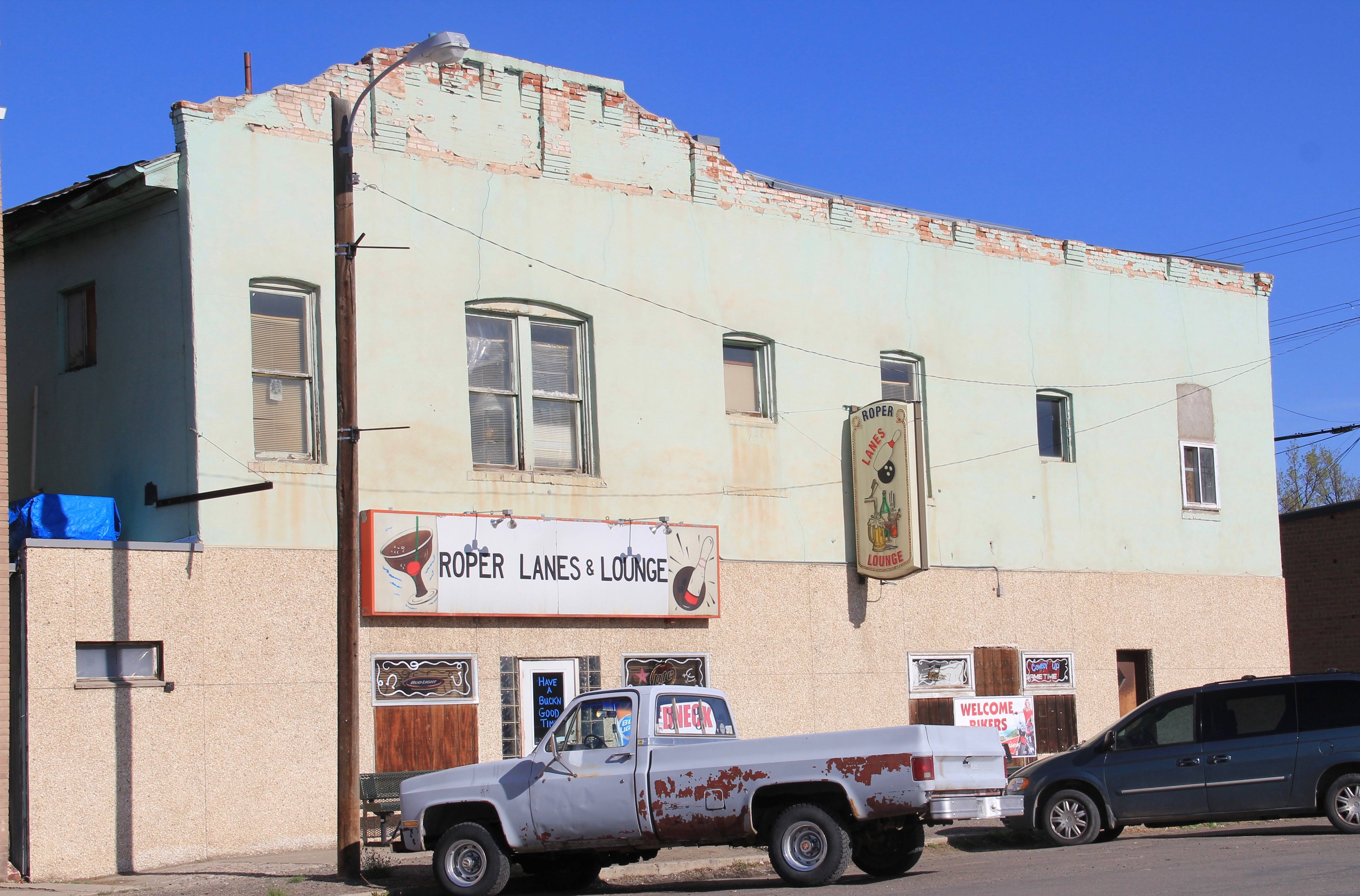 Whitehall bowling and bar