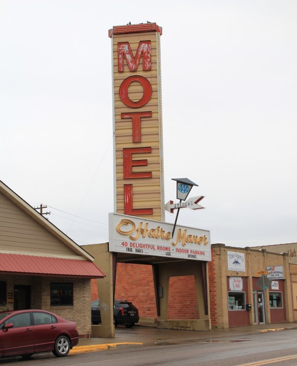 Toole Co Shelby Main St roadside