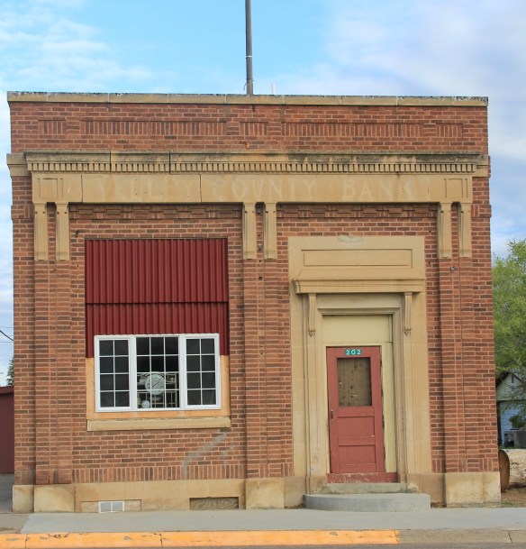 Valley Co Hinsdale 2 bank